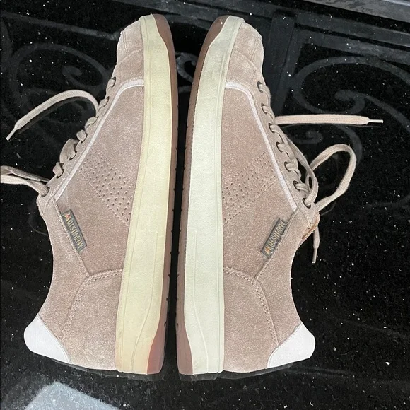 Mephisto Men's Beige Suede Leather Lace-Up Sneakers - Picture 4 of 9